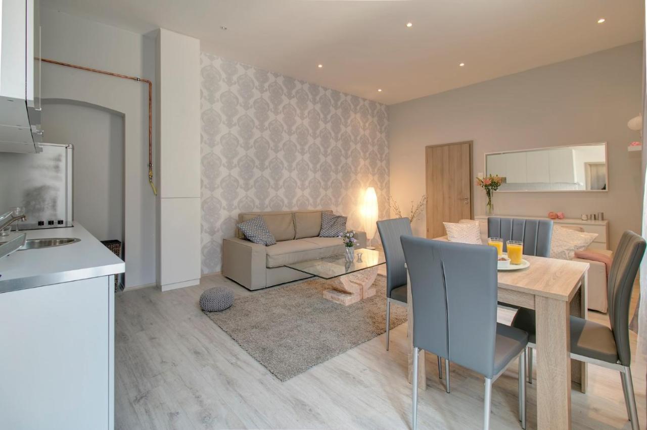 Paulay Downtown Apartment